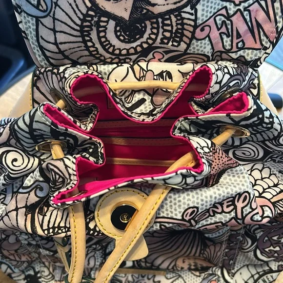 ❤️Wow, Super Rare.. Disney Dooney & Bourke Cruise line Nylon Backpack - Picture 16 of 16